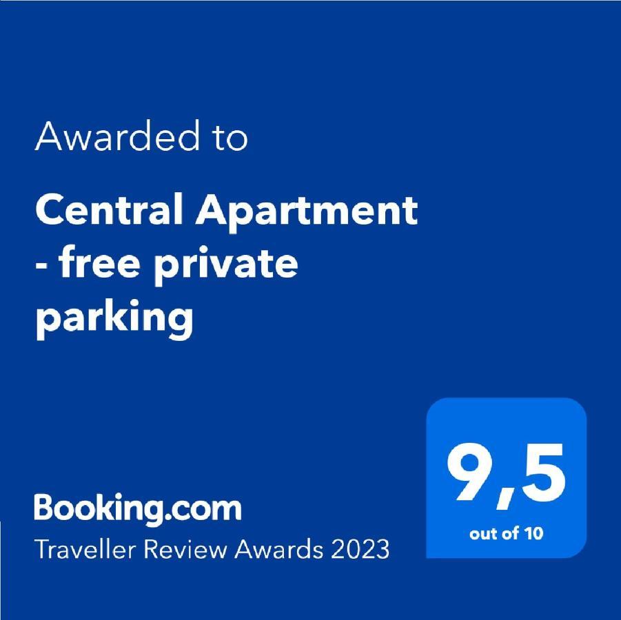 Central Apartment - Free Private Parking 그단스크 외부 사진