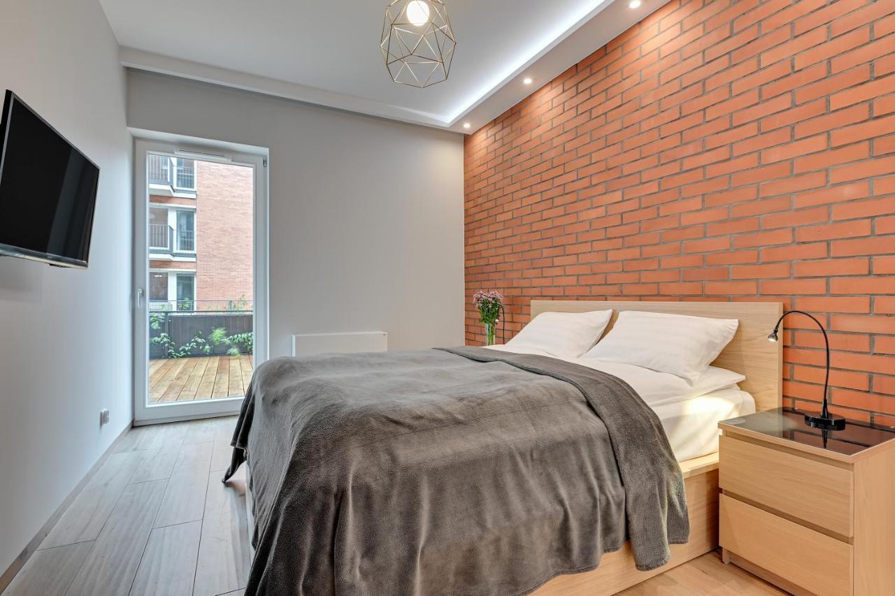Central Apartment - Free Private Parking 그단스크 외부 사진