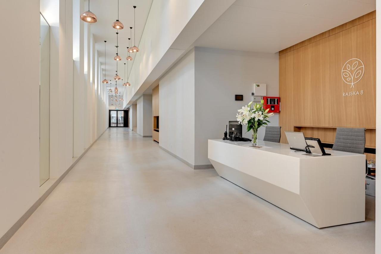 Central Apartment - Free Private Parking 그단스크 외부 사진