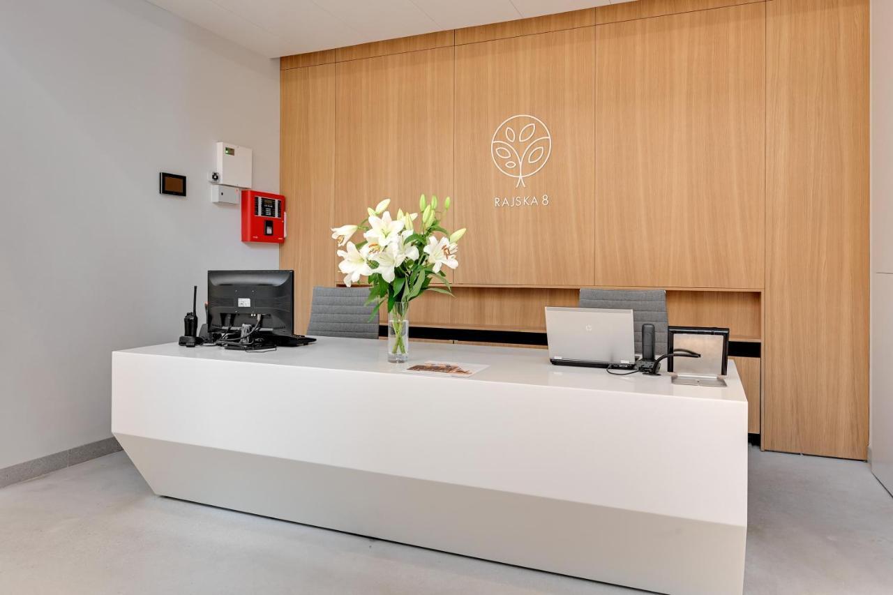 Central Apartment - Free Private Parking 그단스크 외부 사진